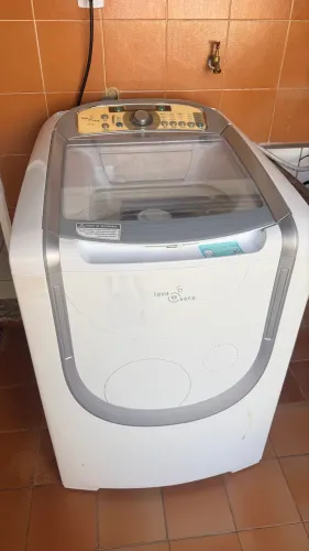 Máquina lava e seca Eletrolux LST 12