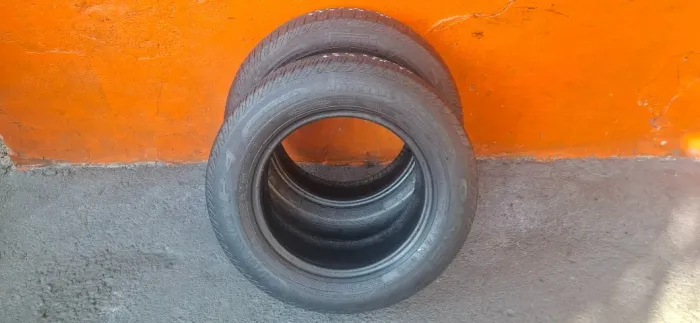 Par de Pneus Aro 14 Pirelli 175 x 70 Cinturato P4_Aceito Cartão