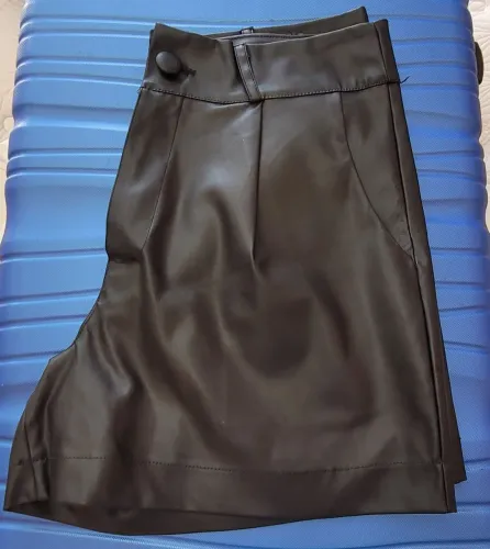 Short Couro Sintético Tam G
