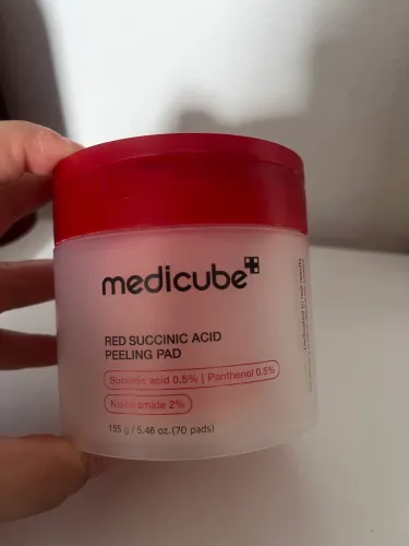 Kit Skincare Coreano Medicube + Licorne