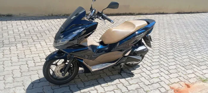 PCX 160 2025 DLX - Baixa Quilometragem 