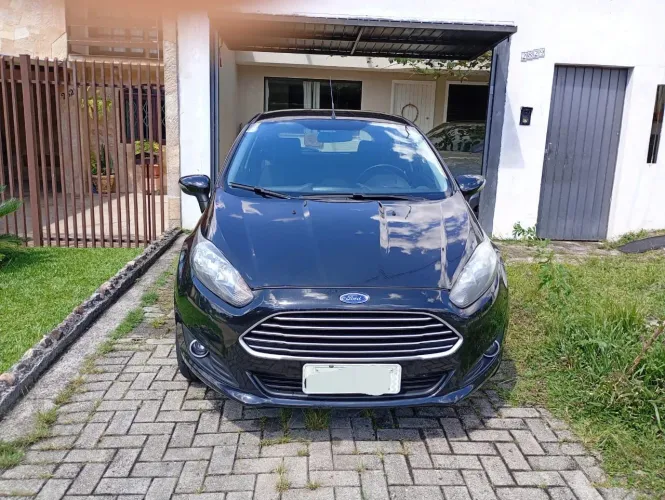 Ford Fiesta 1.6 16V Flex Aut. 5P 2016