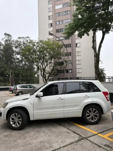 Suzuki Grand Vitara 2.0 16V 4x2/4x4 5P Aut. 2013