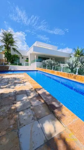 Casa de alto padrão à venda no Cumbuco, com terreno de 717,50 m² e área construída de 275
