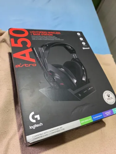 Logitech G Astro A50 Lightspeed, Headset Gamer Sem Fio + Estação Base<br>(5ª geração)