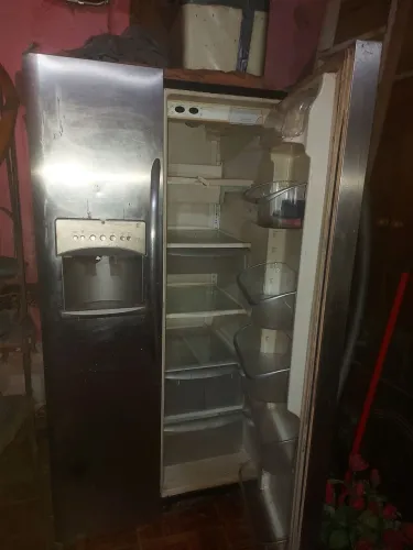 Vendo geladeira 2portas