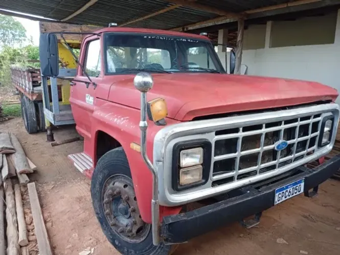 Caminhão Ford/F14000 munck garrafinha.