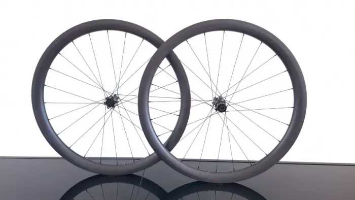 Rodas Gravel Disc Tubeless Fibra De Carbono