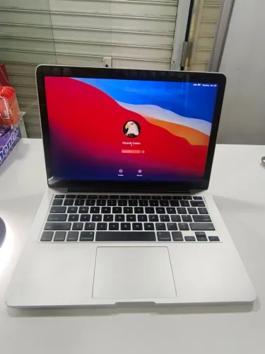 MacBook Pro Retina 13