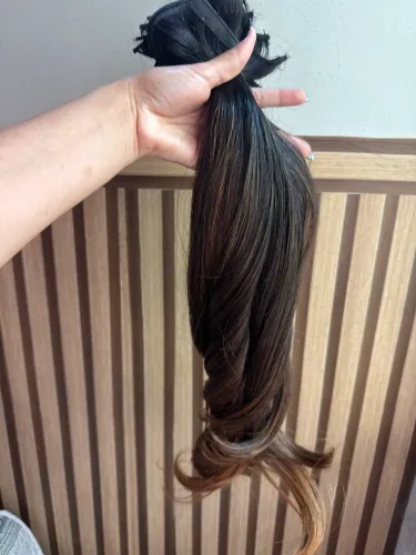 VENDO CABELO BRASILEIRO ILUMINADO 