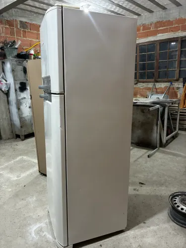 Geladeira Electrolux DF50