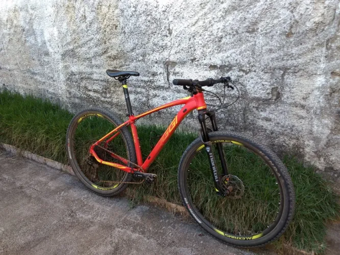 Bicicleta Oggi Big whell 7.3 Deore 12v