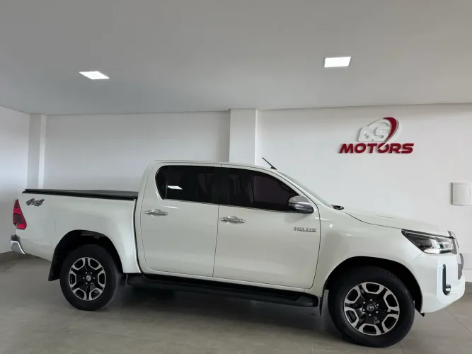 Toyota Hilux CD SRX 4X4 2.8 TDI 16V Diesel Aut. 2022