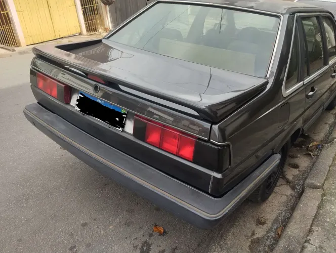 Volkswagen Santana Exclusiv 2.0 MI/ Executivo 2.0i (álcool) 1990