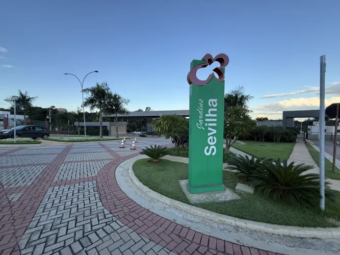 Lote, 268 m² no Jardins Sevilha em Aparecida de Goiânia