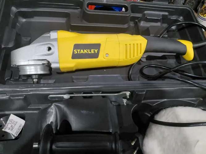 Polidora Stanley STGP1318 127V