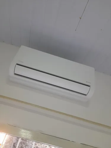 Instalação e limpeza de ar condicionado *