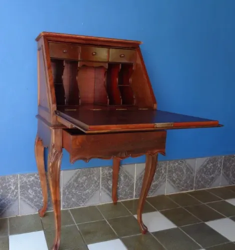 ESCRIVANINHA antiga, Pequena.