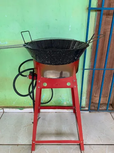 Tacho fritador a gás e estufa