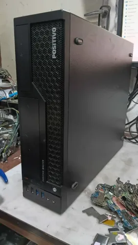 I3 8 geração, ddr4 16 gb SSD 240<br>Ddr4 16 gb, <br>Ssd 240<br>Ddr4 16 gb<br>Ssd 240