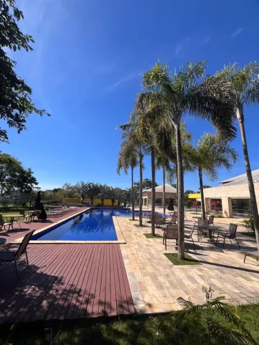 Casa com 3 suítes no Condomínio OuroVille em Taubaté 