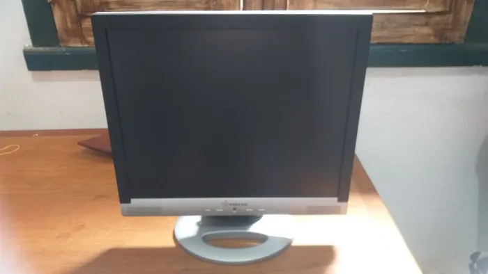 Monitor positivo 17 polegadas