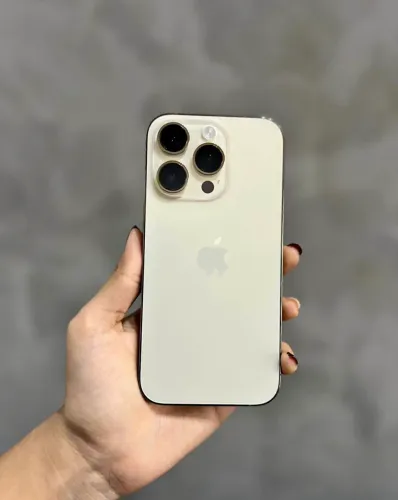 iPhone 14 Pro com nota fiscal e carregador original