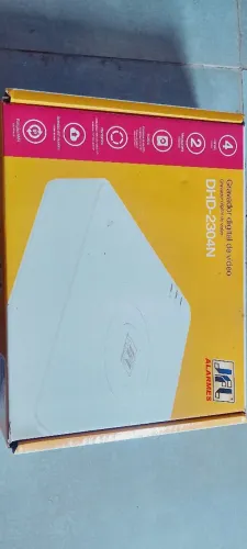 DVR JFL 4 canais + 02 câmeras analógicas