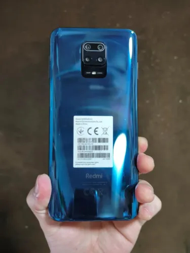 Celular Redmi Note 9S 128GB / 6GB RAM - Detalhes na Tela/Traseira