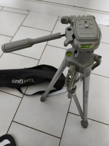 Tripé Targus TGT-58TR