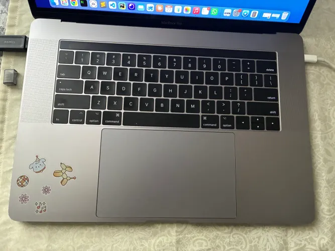 MacBook Pro | 2016 | 16GB RAM | i7 | 256GB