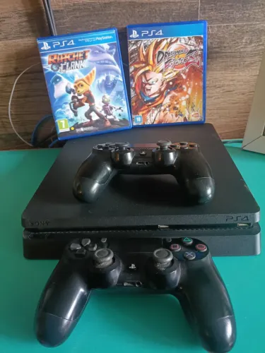 Vendo Playstation 4