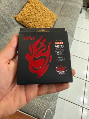 Vendo encordoamento Guitarra Solez 0.9 