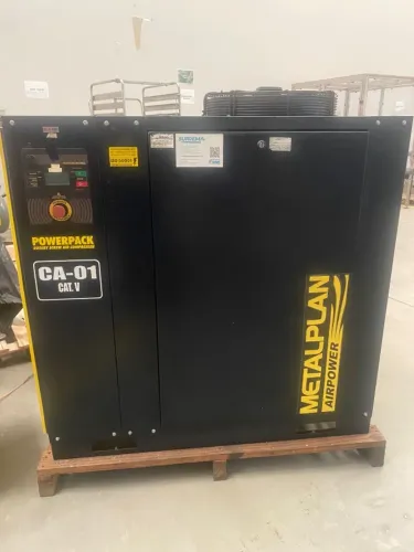 Compressor de Parafuso e Secadora Metalplan Airpower Powerpack 25 HP 220V 9 Bar