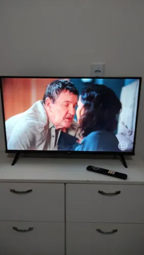Smart TV 32 TCL e Painel