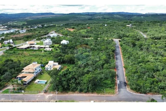 Terreno Único no Brisas do Lago - semi marina - Capitólio, MG - Vista Maravilhosa!