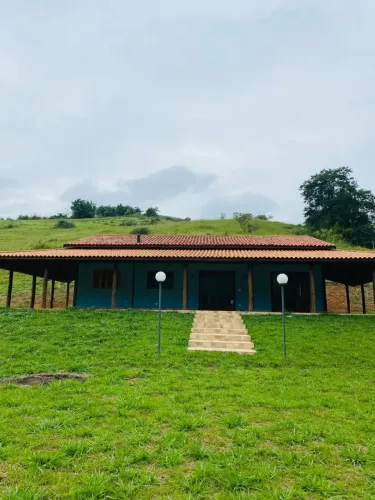 Imóvel para venda tem 300 metros quadrados com 3 quartos em Centro - Bananal - SP