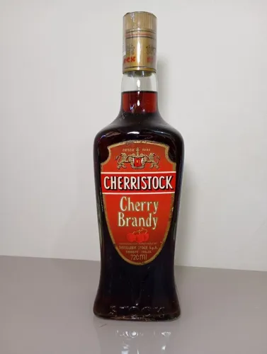 Livro fino italiano - Stock Cherry Brandy