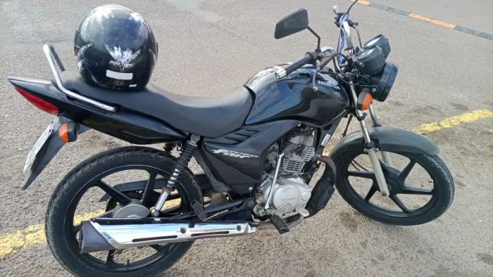 Vendo ou troco por carro