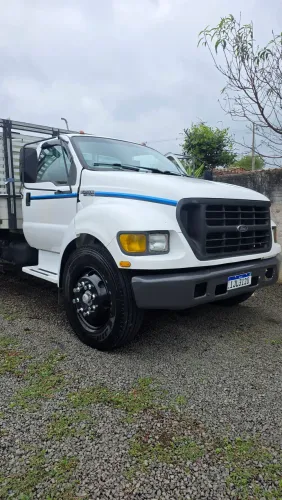 Ford F12000 Cummins 162cv