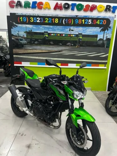 KAWASAKI Z400