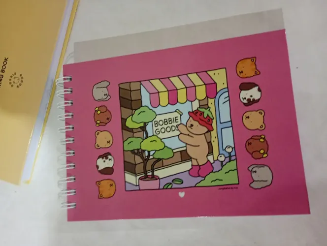 Caderno de pintar Bobbie Goods