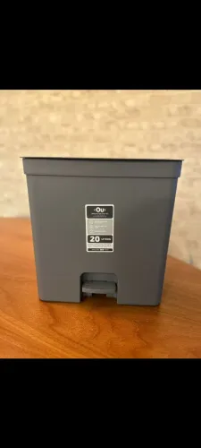 LIXEIRA NOVA 20L "OU" C/ PEDAL