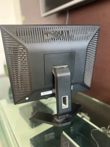 Monitor Dell E177FPc 17 polegadas preto e prateado impecável 