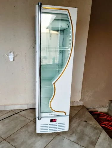 Freezer cervejeiro slim metal frio