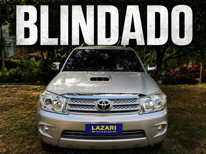 Toyota Hilux SW4 SRV D4-d 4X4 3.0 TDI Dies. AUT 2010