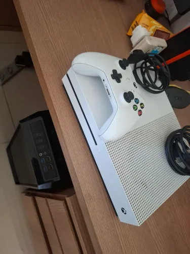 Xbox One Completo + Caixa Original + FIFA 23 | Muito Conservado