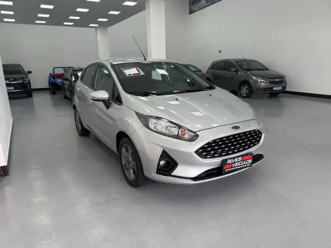 Ford Fiesta SEL 1.6 16V Flex Mec. 5P 2019