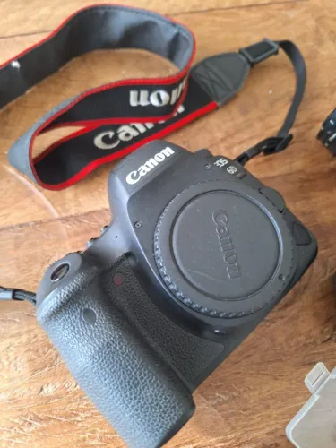 Camera 6D Mark II Full frame, Acessorios e Lentes