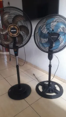 Estou vendendo esses ventiladores de coluna 